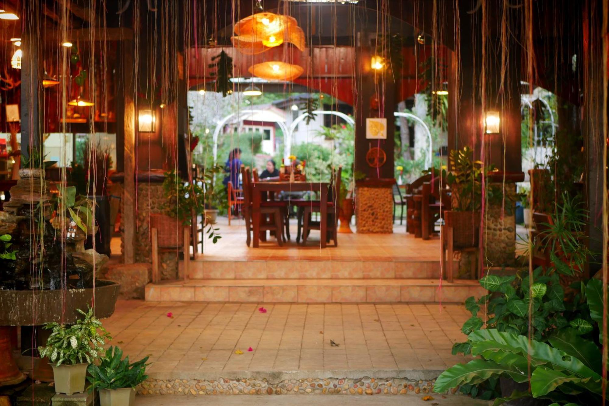 Hotel Big Elk Steak House Trat Exterior foto